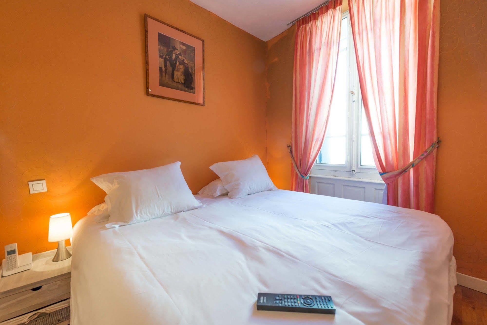 Europe Hotel Castres  Eksteriør bilde